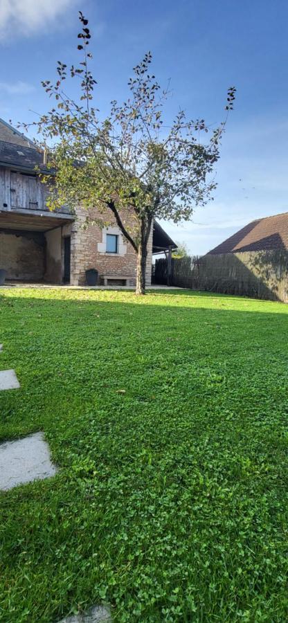 Le Gite Des Jardins Entrains-sur-Nohain Zewnętrze zdjęcie